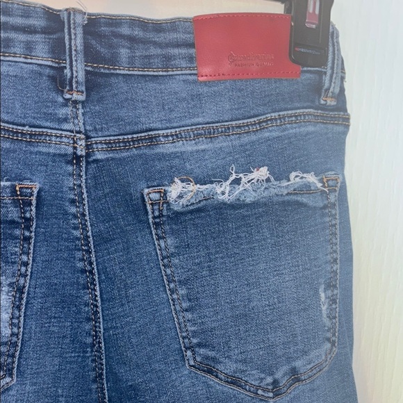 Stradivarius Blue Skinny Jeans with Distressed Details - Picture 6 of 10